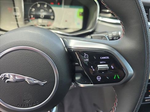 New 2026 Jaguar F-PACE SVR 575 Edition AWD/4WD image 19