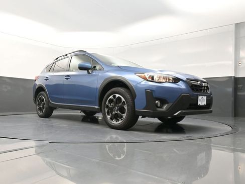 Used 2021 Subaru Crosstrek 2.0i Premium AWD/4WD image 22