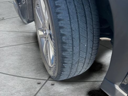 Used 2025 Honda Pilot Elite image 33