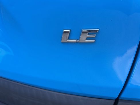 Used 2021 Toyota RAV4 LE image 21