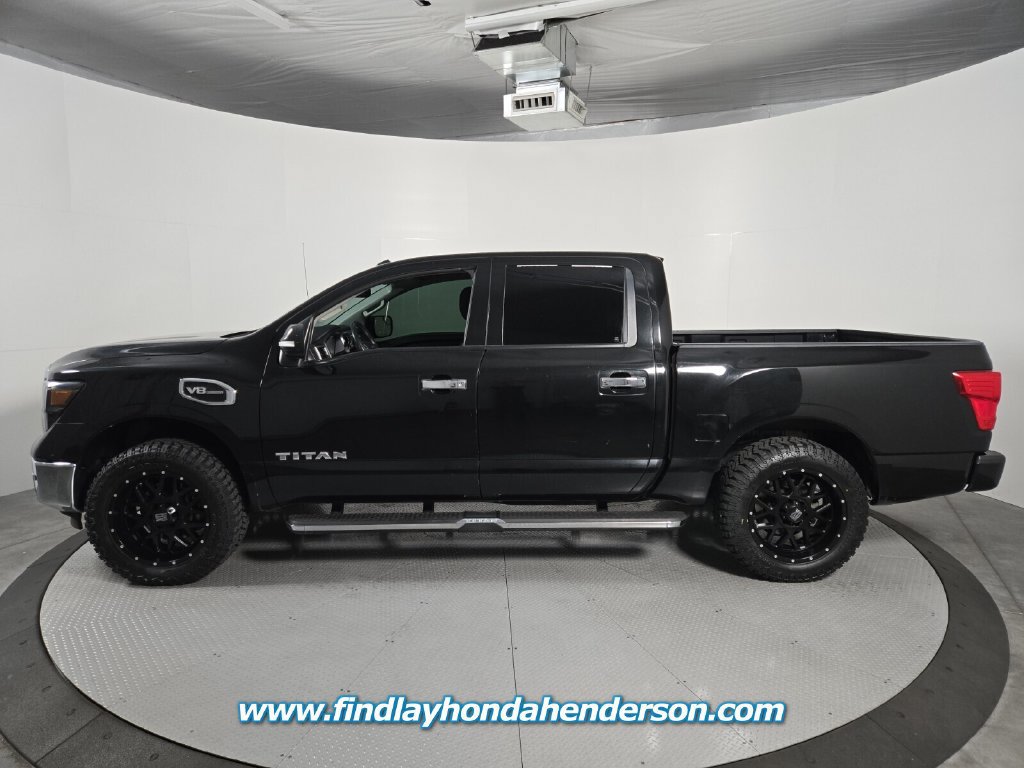 Used 2017 Nissan Titan SV RWD image 3