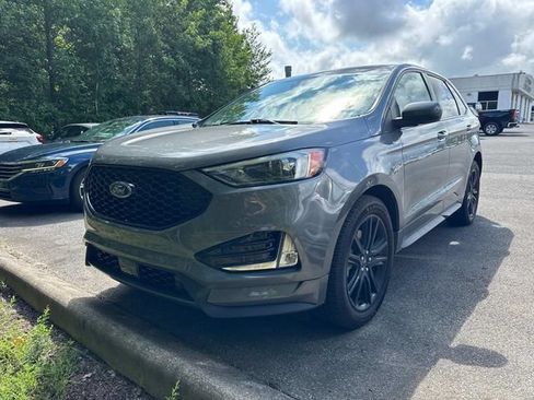 Used 2021 Ford Edge ST-Line w/ Class II Trailer Tow Package AWD/4WD image 7