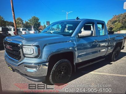 Used 2016 GMC Sierra 1500 4x4 Double Cab w/ Sierra Convenience Package