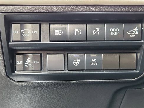 Used 2023 Toyota Sequoia Capstone image 18