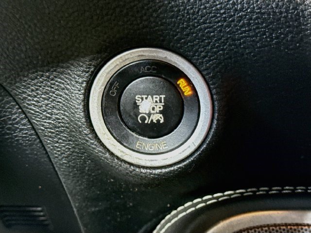 Used 2016 Dodge Challenger R/T Scat Pack w/ Leather Interior Group RWD image 20