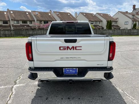 Used 2022 GMC Sierra 1500 SLT AWD/4WD image 9