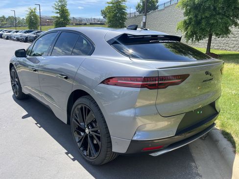 Used 2024 Jaguar I-PACE R-Dynamic HSE AWD/4WD image 5