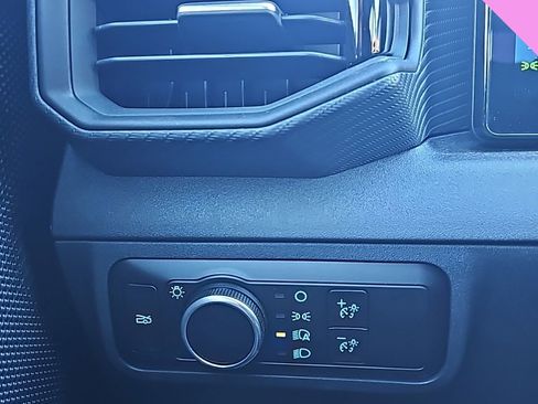 Used 2024 Ford Mustang Coupe image 17