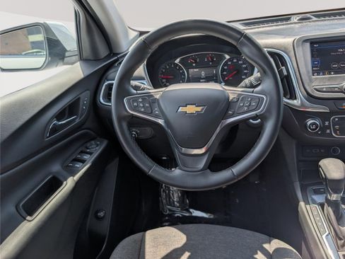 Used 2024 Chevrolet Equinox LT AWD/4WD image 17