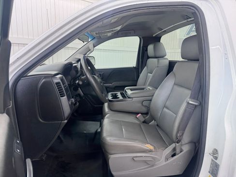 Used 2017 Chevrolet Silverado 1500 W/T RWD image 9