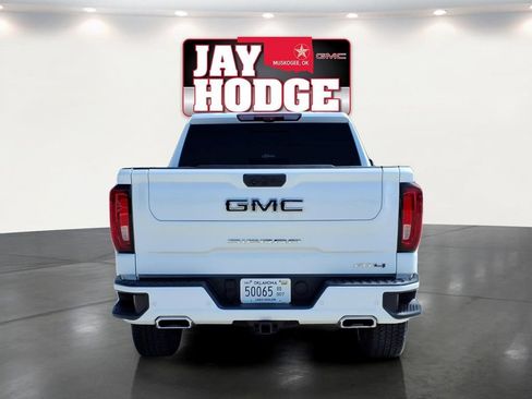 Used 2025 GMC Sierra 1500 AT4 w/ AT4 Premium Package AWD/4WD image 5