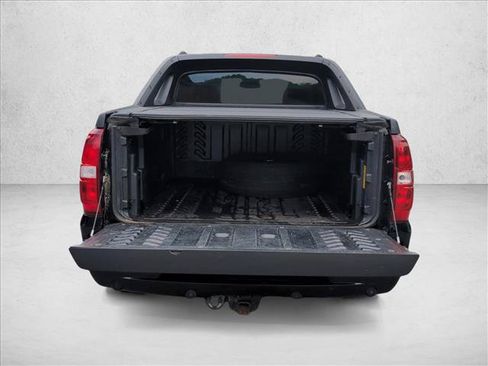 Used 2007 Chevrolet Avalanche LTZ w/ LTZ Preferred Equipment Group AWD/4WD image 6