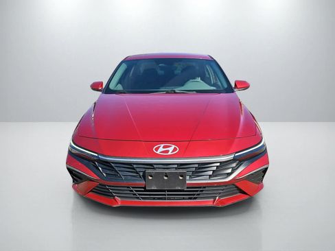 Used 2024 Hyundai Elantra SEL FWD image 4