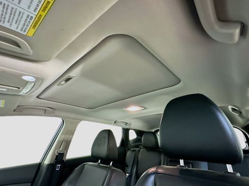 Used 2022 Nissan Rogue Sport SL w/ Premium Package image 27