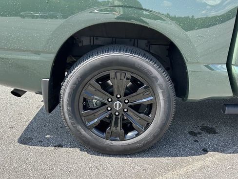 Certified 2024 Nissan Titan SV w/ SV Bronze Edition Package AWD/4WD image 19