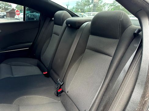 Used 2017 Dodge Charger SE image 42