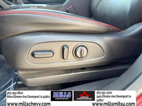 Used 2024 Chevrolet TrailBlazer RS w/ Convenience Package AWD/4WD image 11