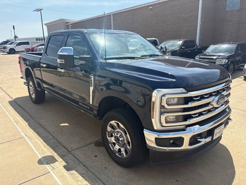 Used 2024 Ford F250 Lariat w/ Lariat Ultimate Package AWD/4WD image 5