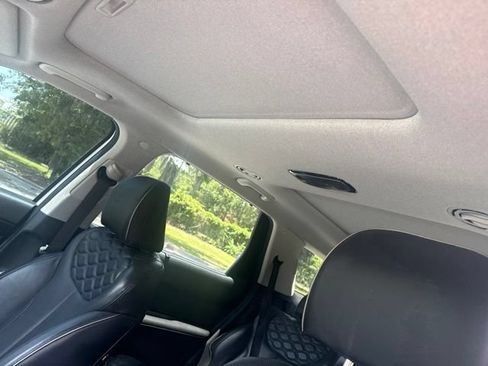 Used 2022 Hyundai Palisade Limited FWD image 17