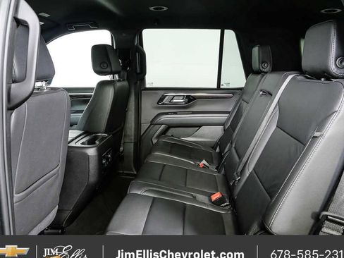 Certified 2025 Chevrolet Tahoe LT image 17