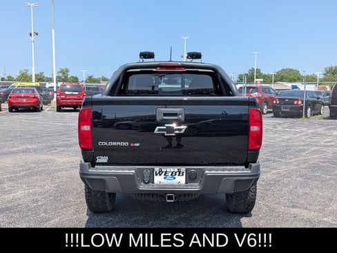Used 2019 Chevrolet Colorado ZR2 w/ ZR2 Midnight Special Edition AWD/4WD image 7