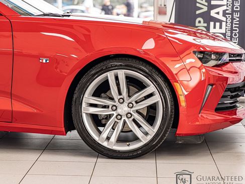 Used 2017 Chevrolet Camaro LT RWD image 11