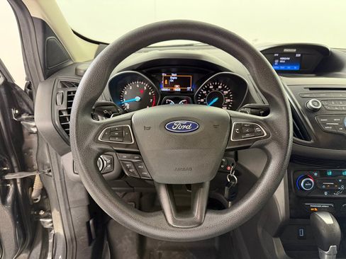 Used 2017 Ford Escape SE FWD image 12