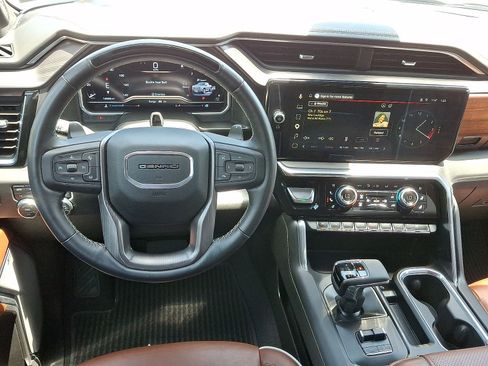 Used 2024 GMC Sierra 1500 Denali Ultimate AWD/4WD image 21