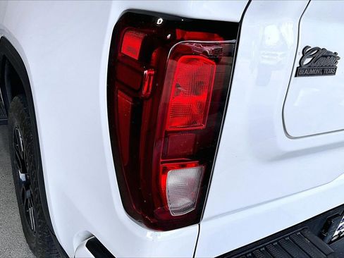 Used 2024 GMC Sierra 1500 Elevation w/ Elevation Premium Package image 13