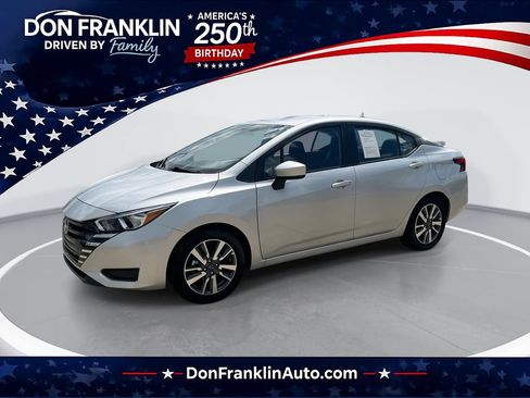 Used 2023 Nissan Versa SV FWD image 1