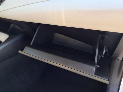 Used 2022 Toyota Corolla LE image 86