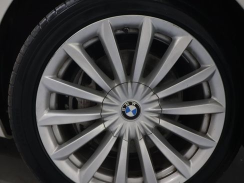 Used 2022 BMW 740i xDrive w/ Premium Package AWD/4WD image 35