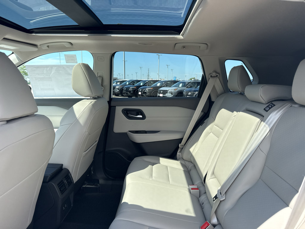 New 2026 Nissan Rogue Dark Armor AWD/4WD image 33