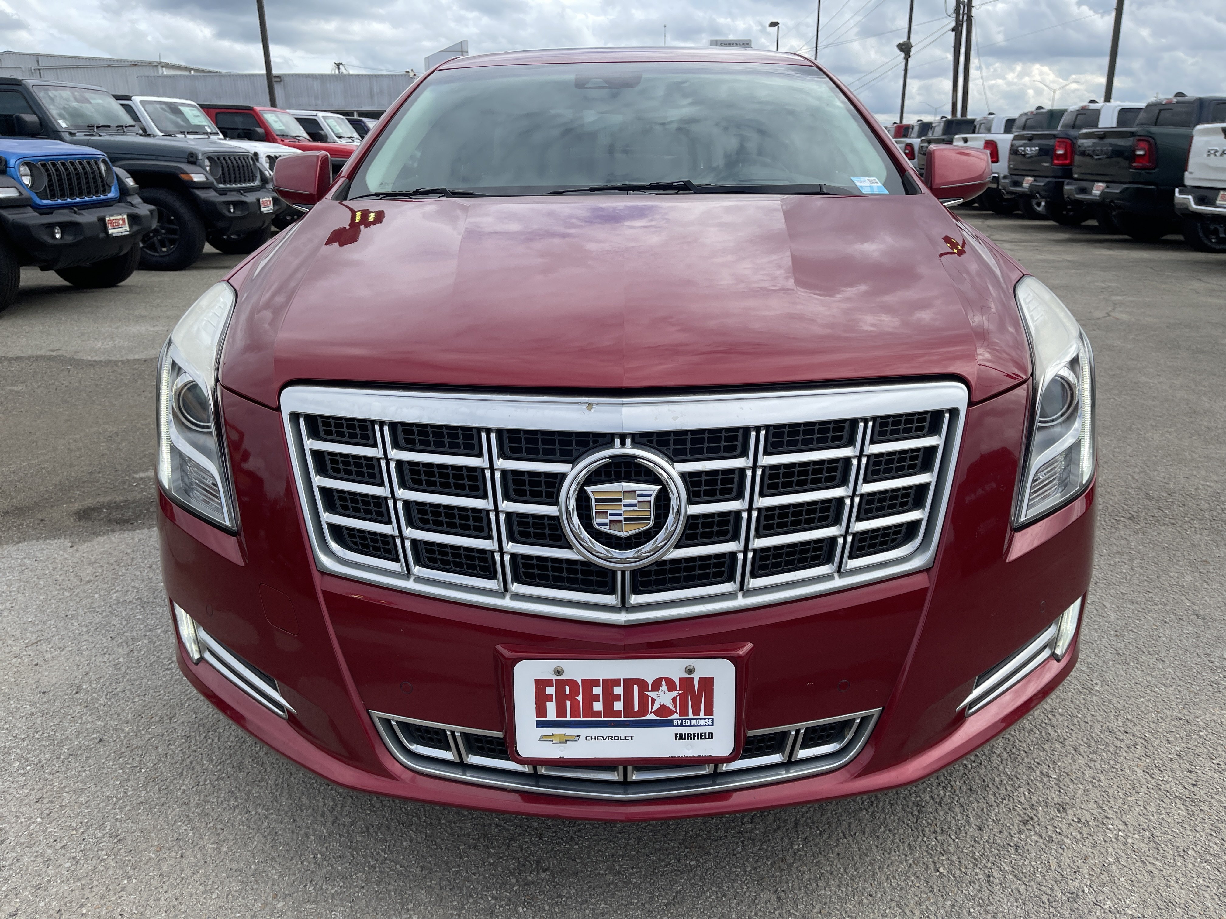 Used 2013 Cadillac XTS Premium FWD image 11