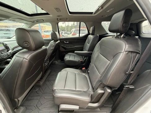 Used 2018 Chevrolet Traverse Premier w/ Redline Edition AWD/4WD image 15