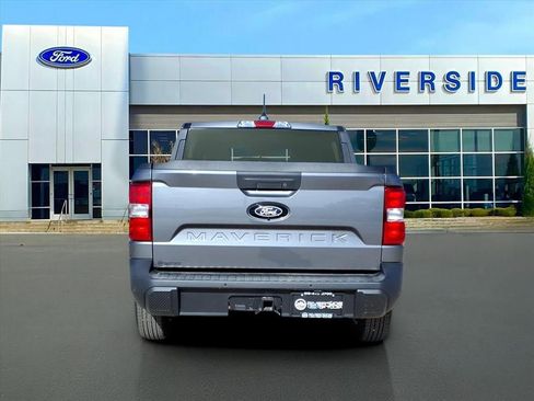 New 2025 Ford Maverick XLT w/ XLT Luxury Package image 4