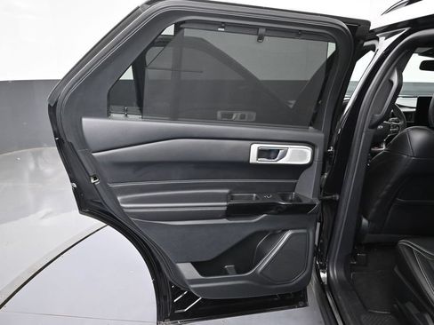 Used 2022 Ford Explorer ST w/ Equipment Group 401A AWD/4WD image 30