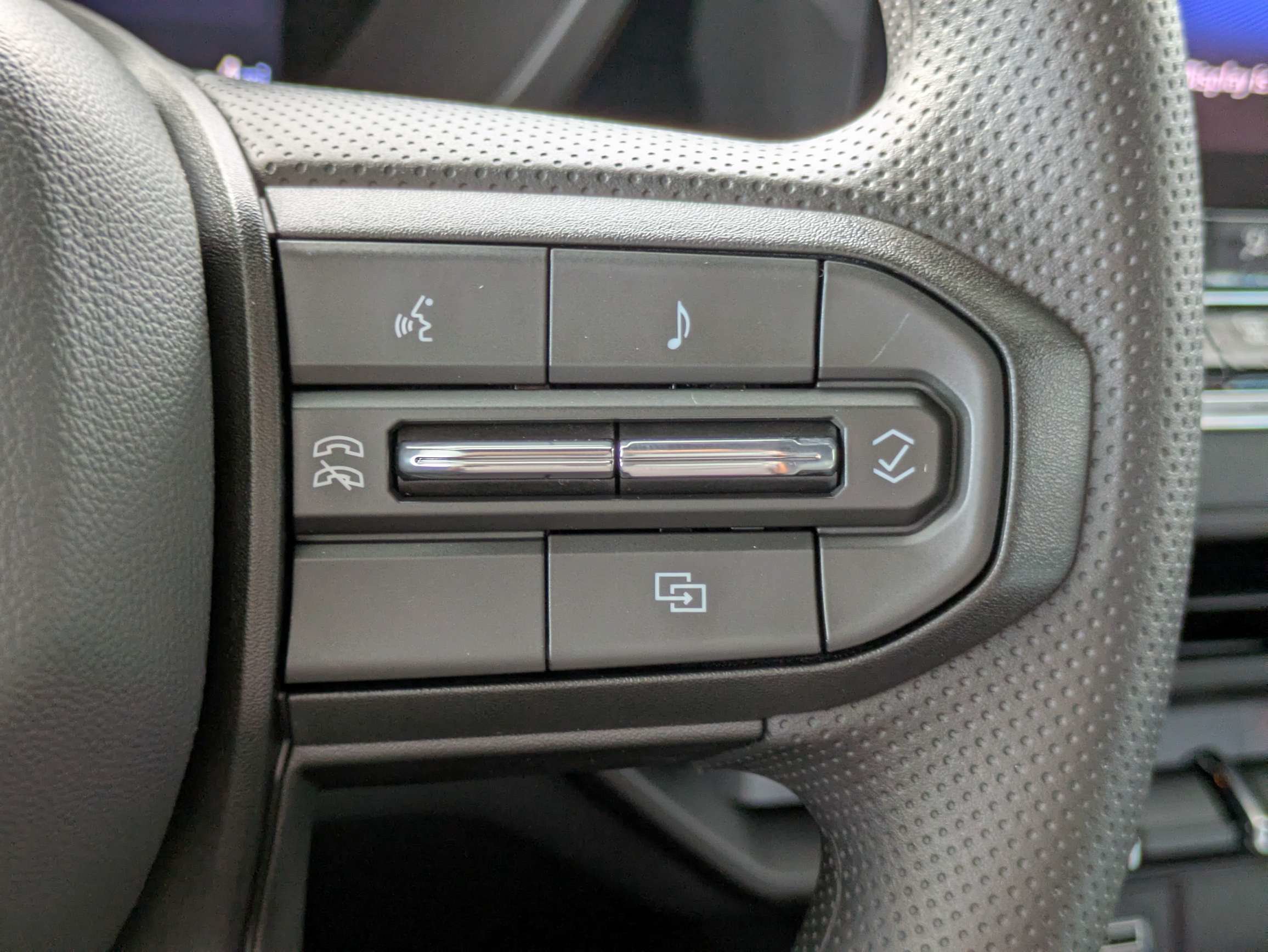 New 2026 Chevrolet Colorado Trail Boss AWD/4WD image 15