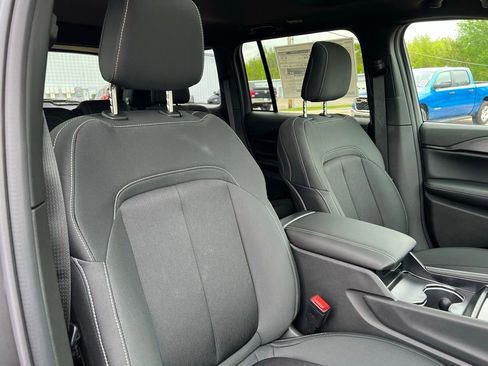 New 2026 Jeep Grand Cherokee Laredo X AWD/4WD image 12