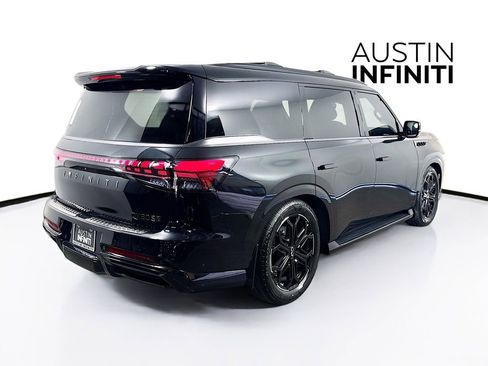 New 2026 INFINITI QX80 4WD w/ Sport Exterior Package image 9