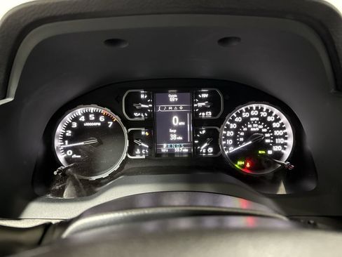 Used 2021 Toyota Tundra SR5 AWD/4WD image 12