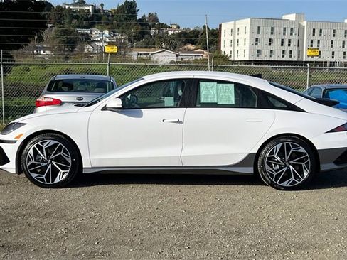 Certified 2025 Hyundai Ioniq 6 SEL image 10