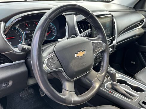 Used 2019 Chevrolet Traverse LT w/ LT Premium Package AWD/4WD image 27