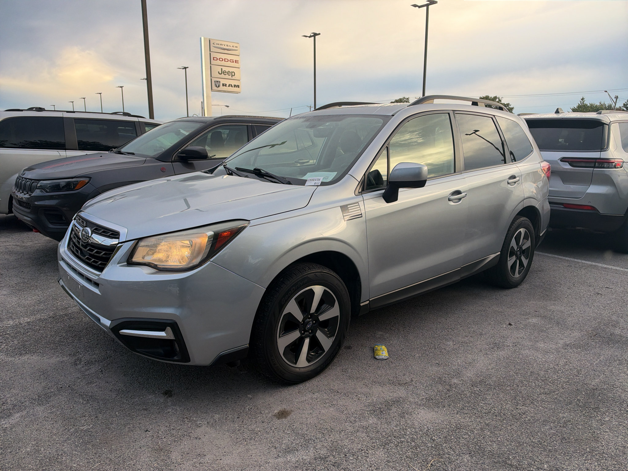 Used 2018 Subaru Forester 2.5i Premium AWD/4WD image 1