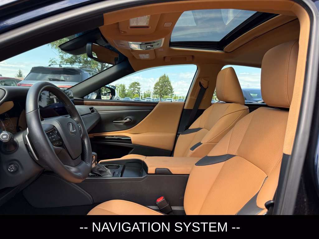 Used 2024 Lexus ES 350 w/ Premium Package FWD image 6