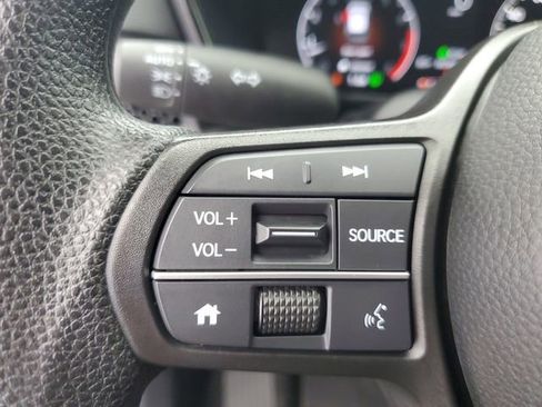 Used 2025 Honda CR-V LX image 22