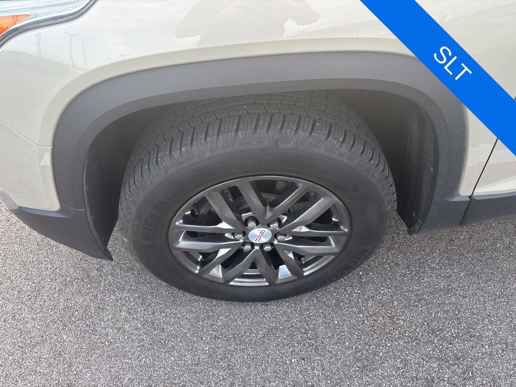 Used 2017 GMC Acadia SLT FWD image 15