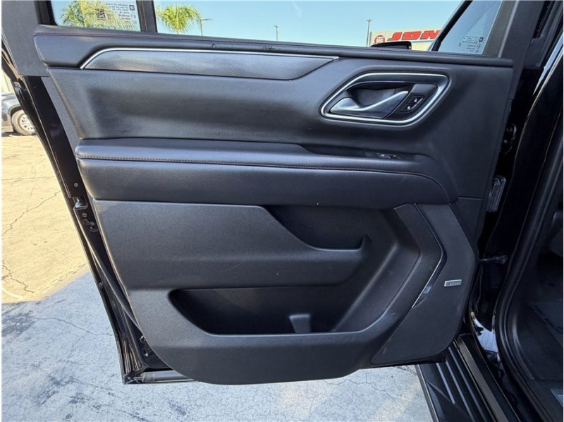 Used 2022 Chevrolet Suburban RST w/ Max Trailering Package AWD/4WD image 22
