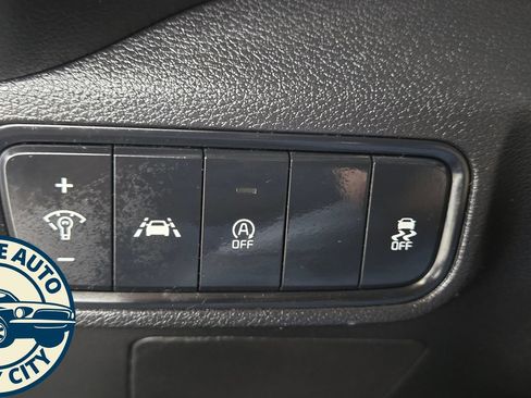 Used 2020 Kia Soul GT-Line FWD image 21