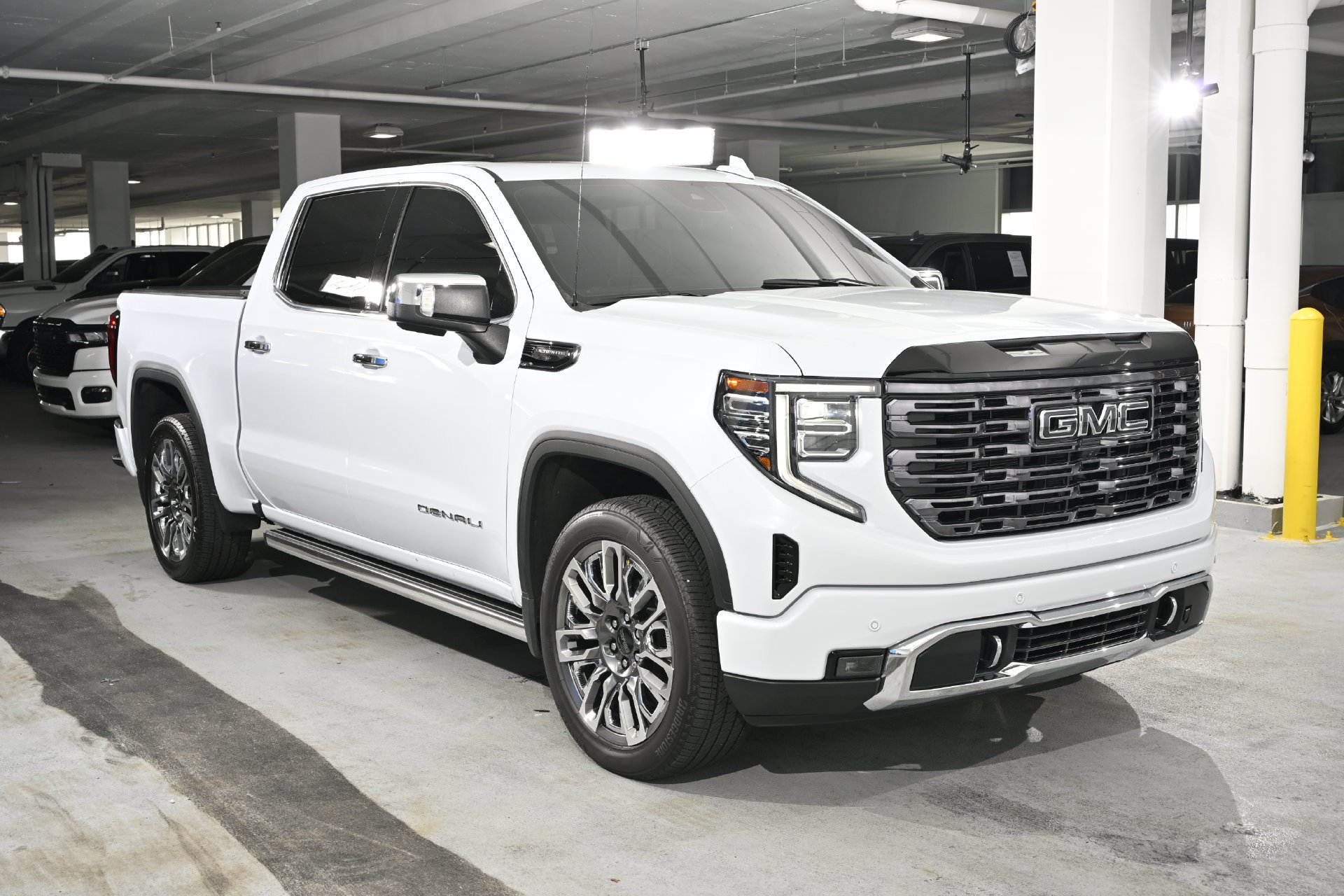 Used 2026 GMC Sierra 1500 Denali Ultimate AWD/4WD image 7